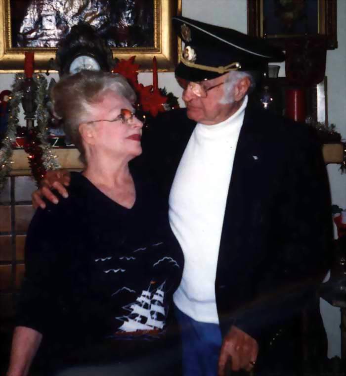 TomandSarah.jpg (41878 bytes)